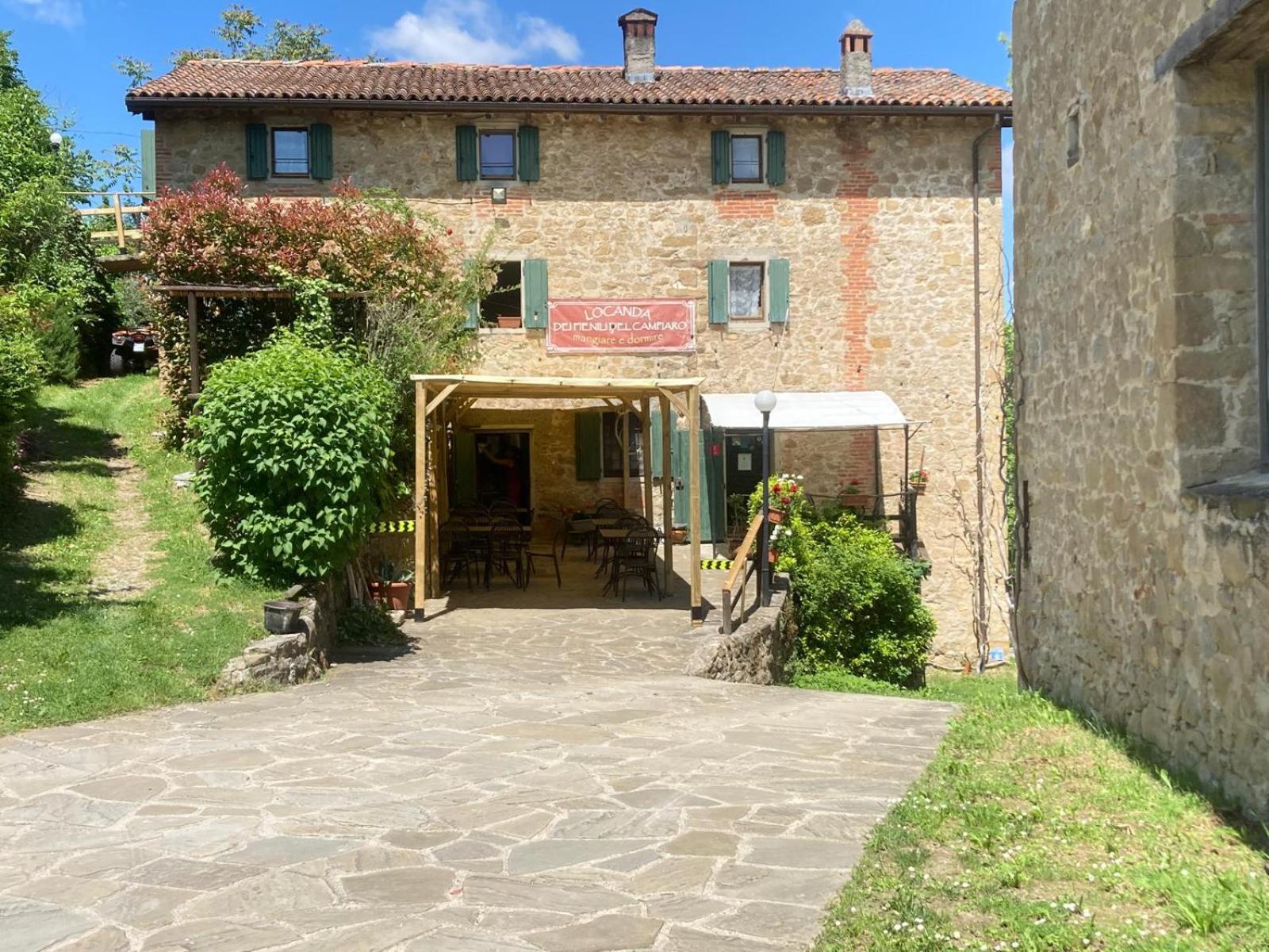 Locanda Dei Fienili Del Campiaro Hotel Grizzana Екстериор снимка